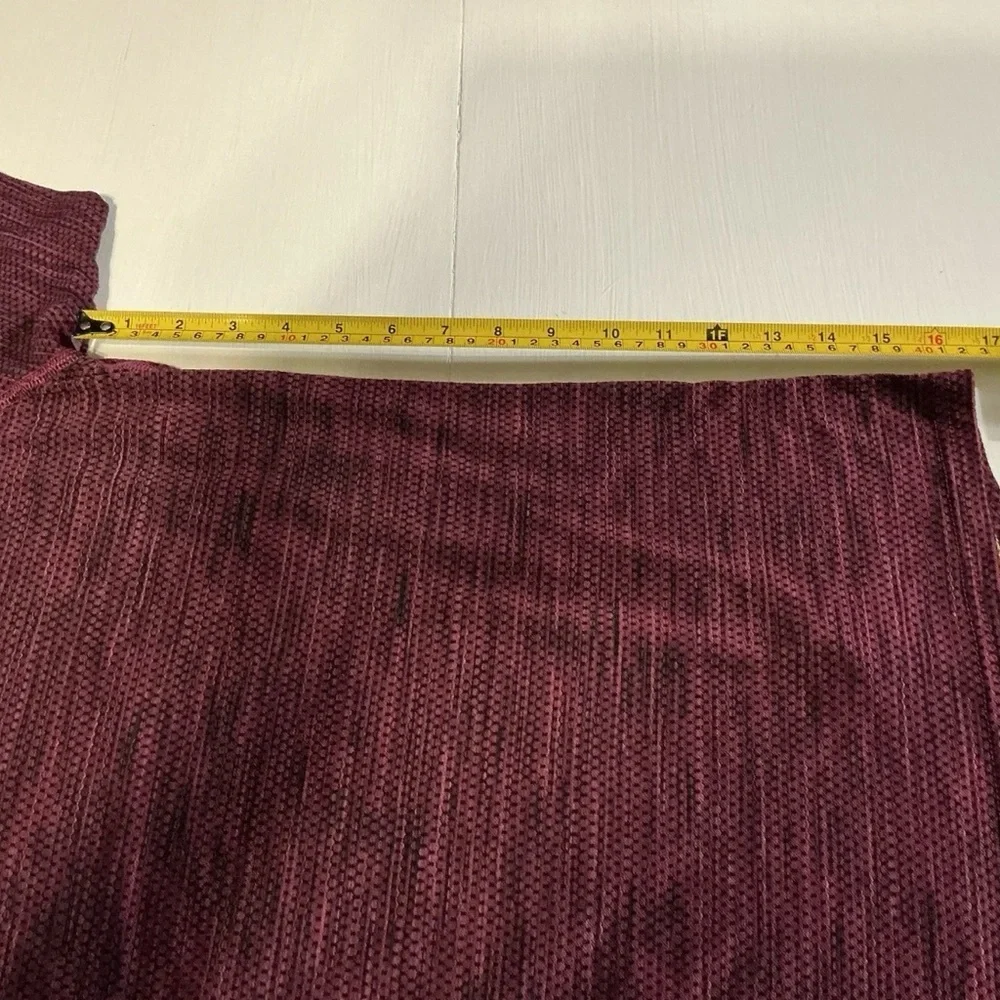 Champion Men's Maroon Short Sleeve Tee - Picture 4 of 6
